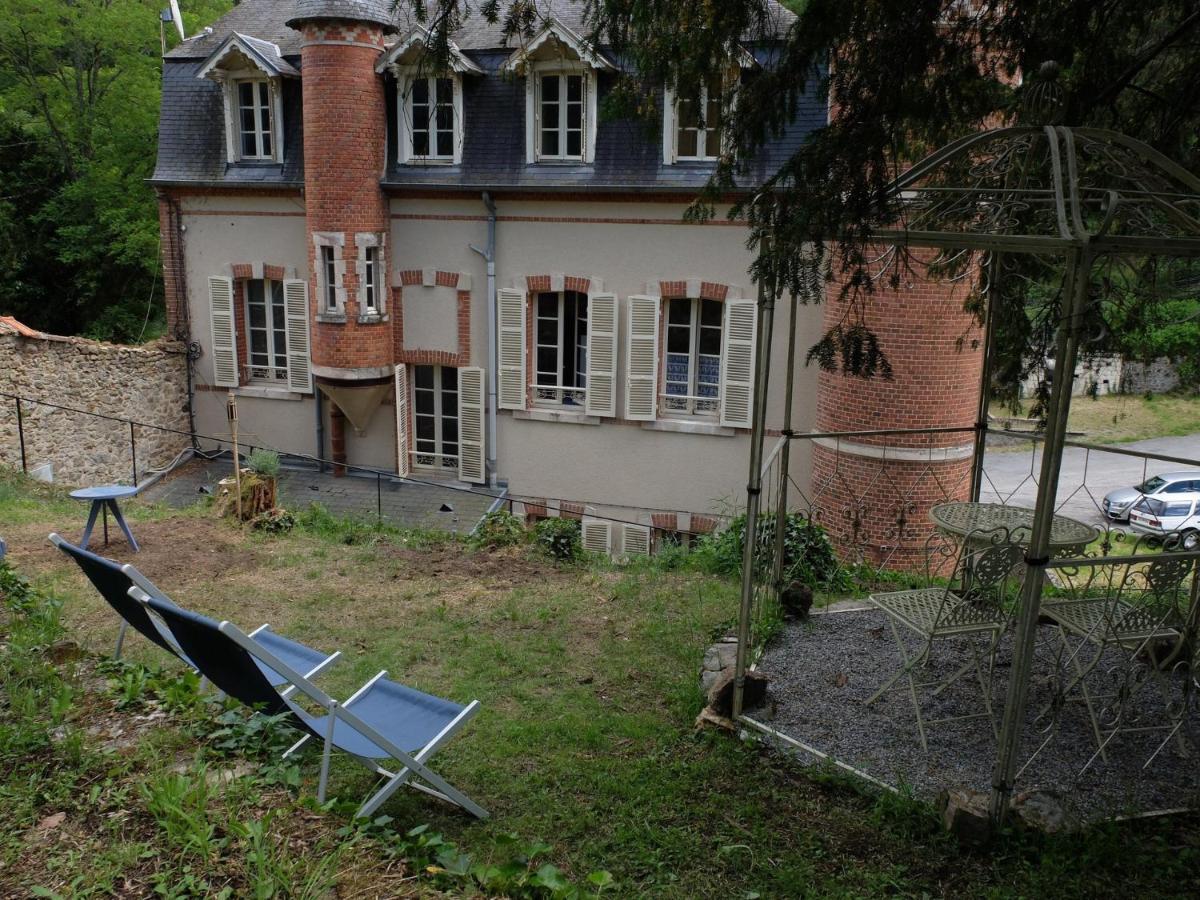 Bed and Breakfast Le Petit Manoir Évaux-les-Bains Esterno foto
